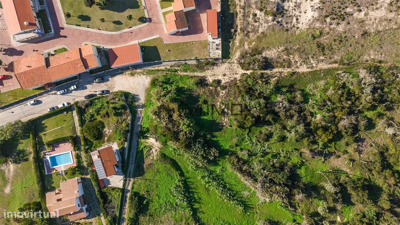 Terreno para construção, com vistas de mar na Murtinheira-12