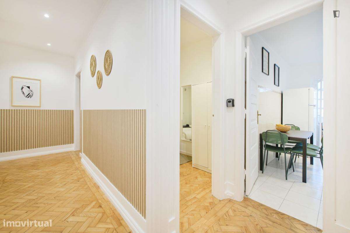 Quarto - localizado em Entrecampos Lisbon - Grande imagem: 2/10