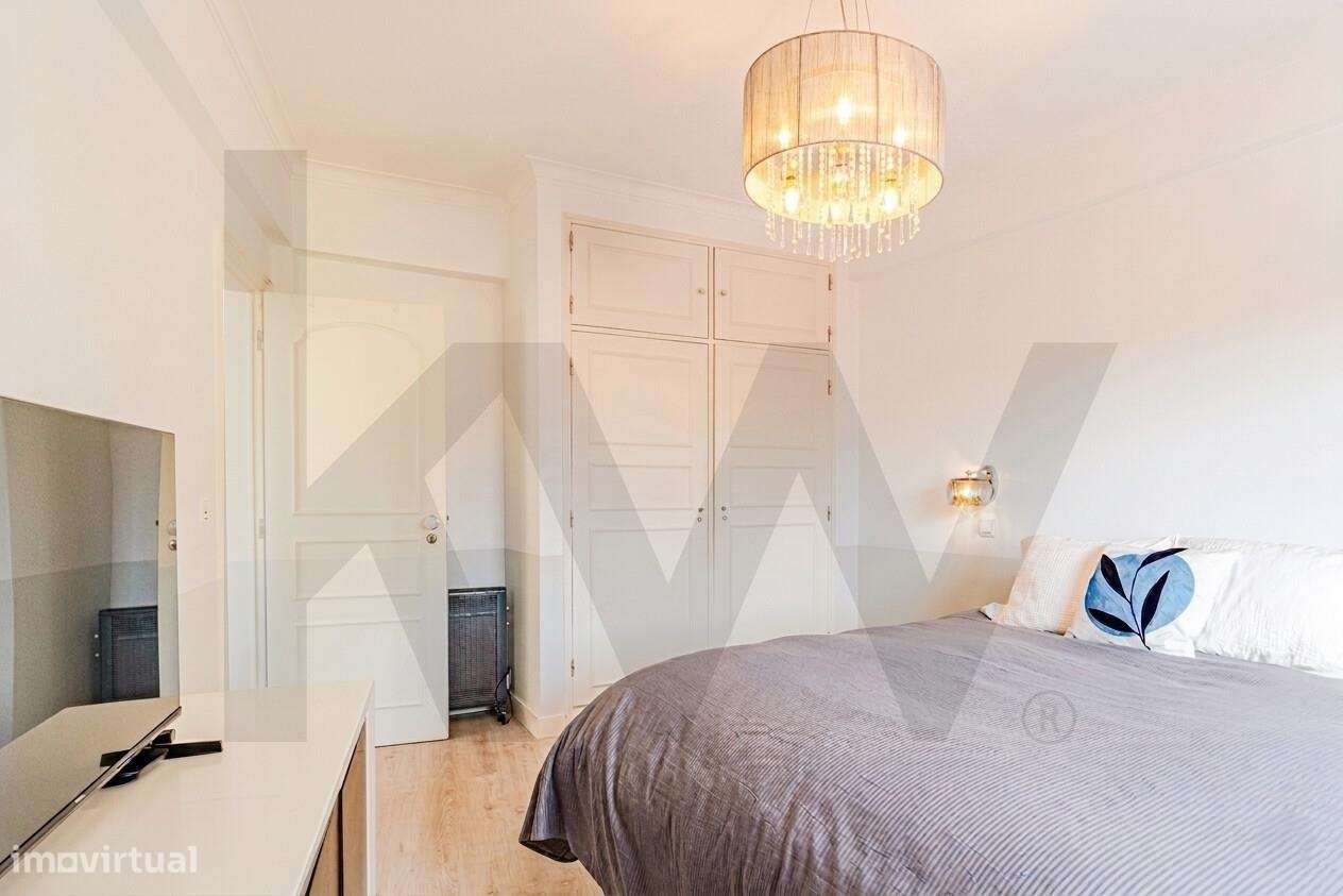 Apartamento totalmente renovado, muito luminoso, no Centro Histórico d-18