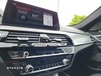 BMW Seria 5 520d M Sport - 36