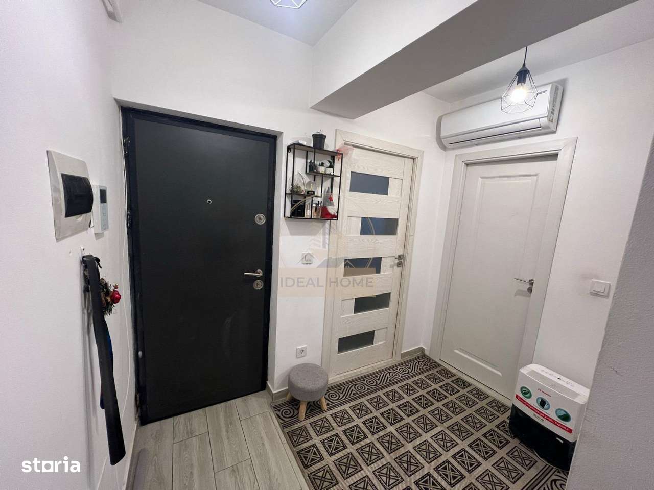 2 CAMERE DECOMANDAT - CURTE PROPRIE - LOC DE PARCARE - Imagine principală: 5/7