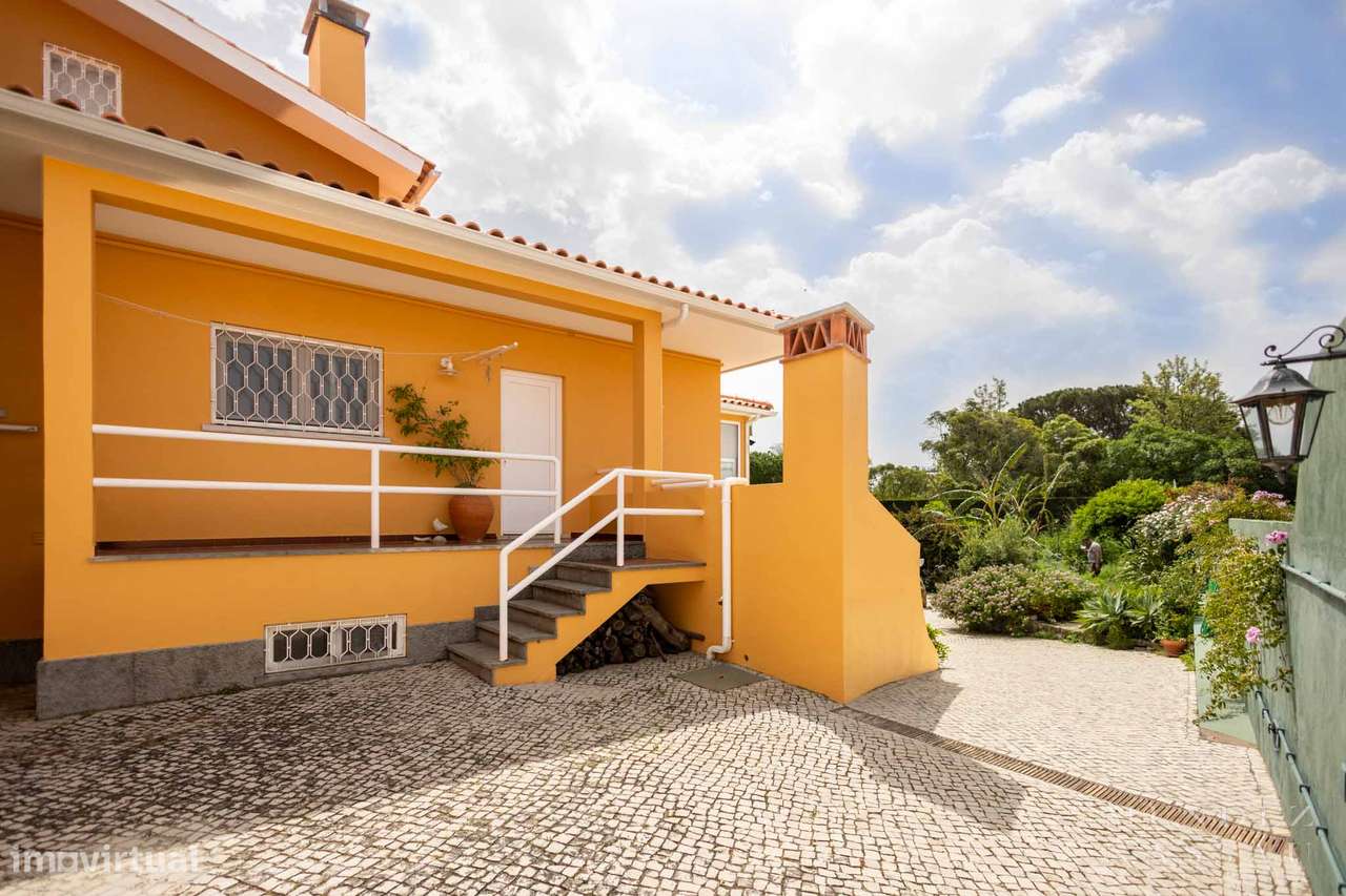 Private Estate - Multi Family - Estoril Villa-48