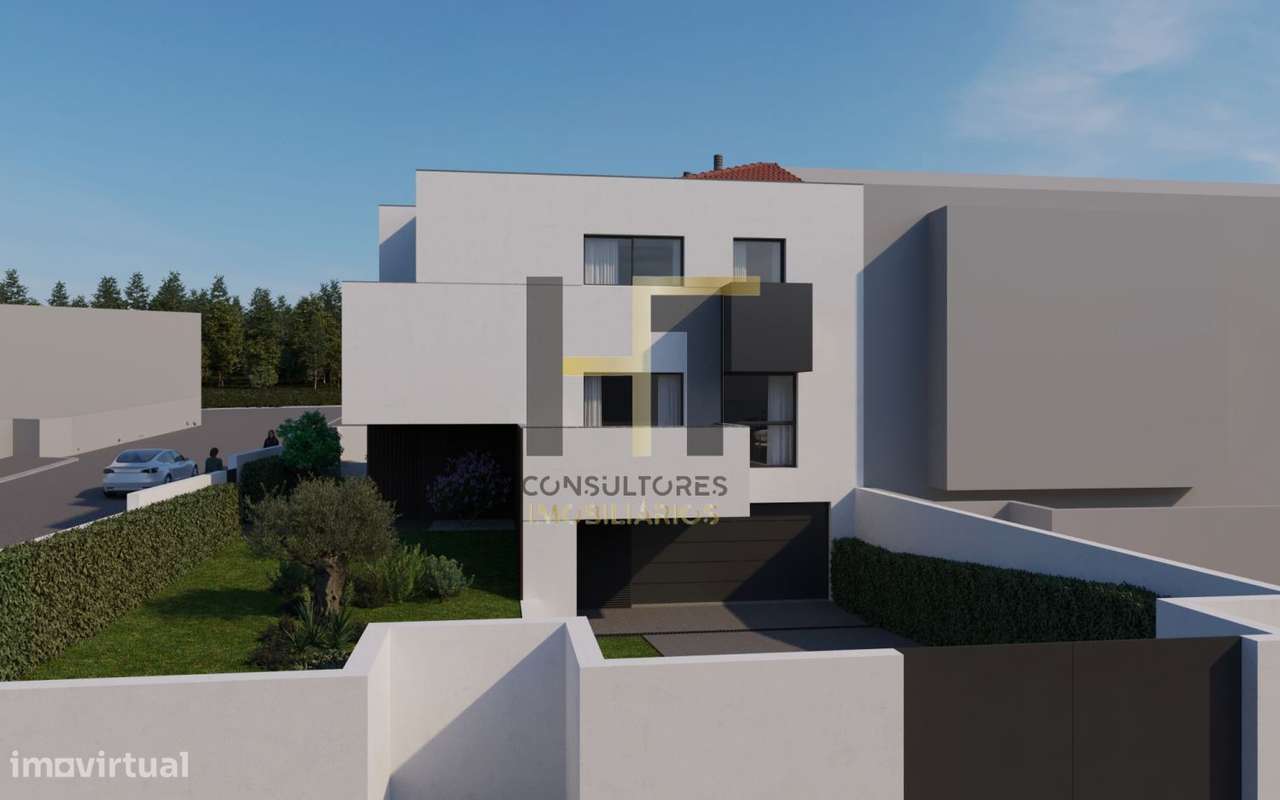 Moradia T3 | 235m² de Logradouro + Possibilidade de Piscina | Varanda-28