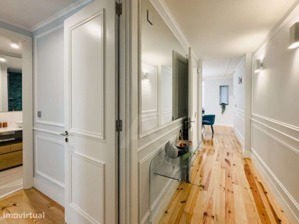 Apartamento T2 Totalmente Renovado e Mobilado em Lisboa-31