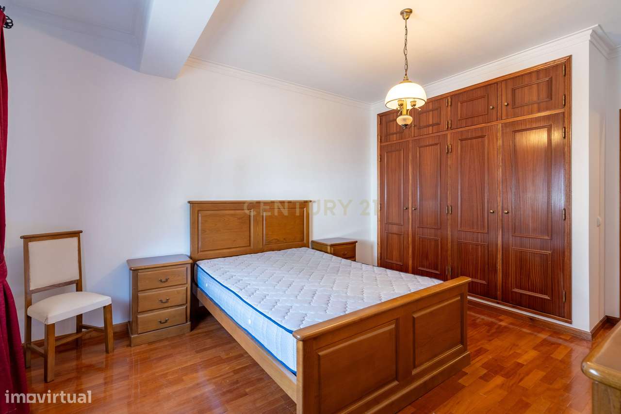 Moderno T1 em Lousã, quase novo e pronto a habitar-21