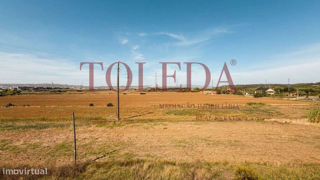 Moradia T3+1 com Terraço e Garagem-38