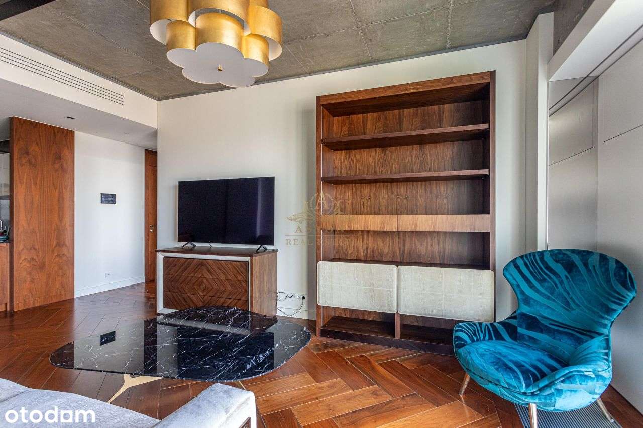Luxury 1-bedroom apartment on Złota 44-7