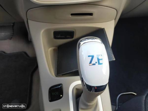 Renault Zoe (c/ Bateria) 41 kwh Life - 17