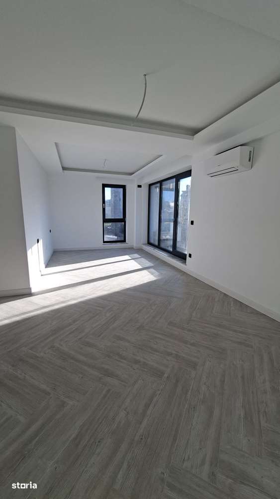 Apartament cu o camera 41 mp, gradina 104 mp, nou, Palas-Iulius-centru-0