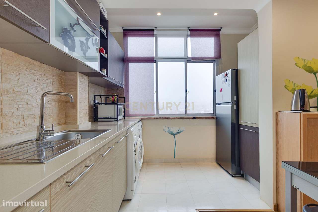 Viva no Centro da Amadora – T2 Espaçoso e Luminoso - Grande imagem: 3/22