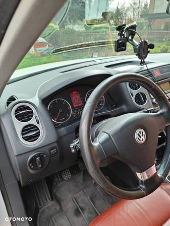 Volkswagen Tiguan 2.0 TDI DPF 4Motion Exclusive - 12