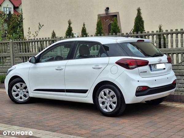 Hyundai i20 1.2 Classic Plus - 31