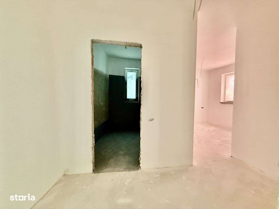 Ultracentral,  2 camere cu 2 bai, priveliste si soare !-12