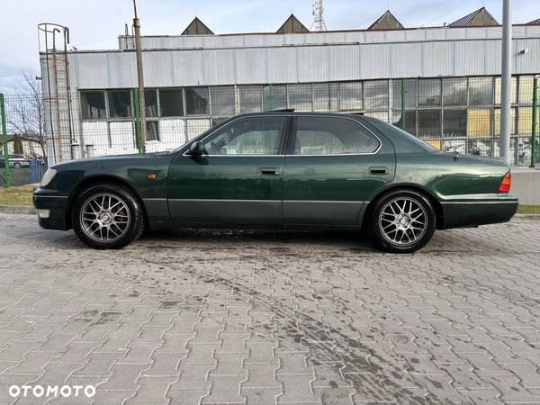 Lexus LS 400 - 34