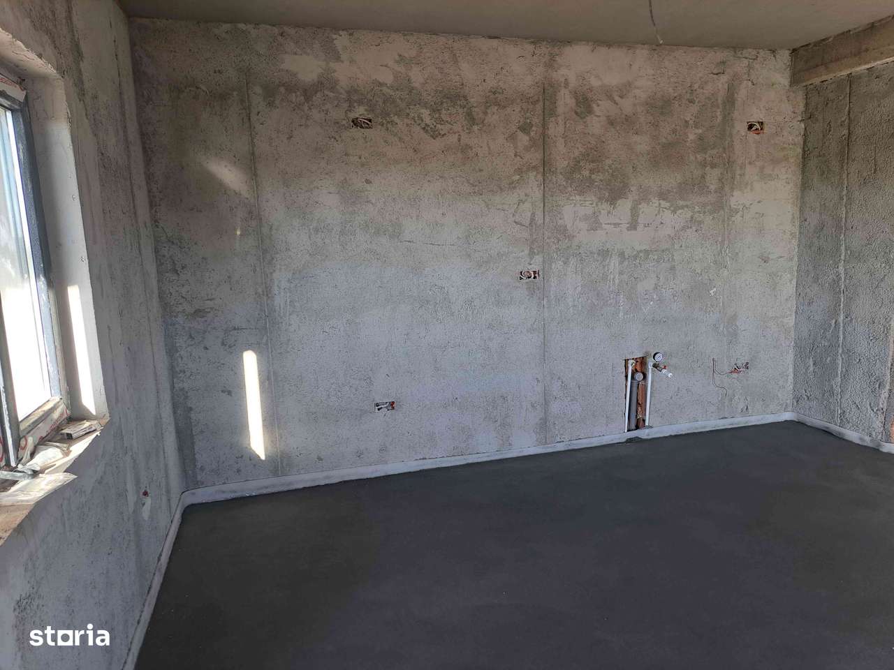 Casa in curs spre finalizare - Imagine principală: 4/14