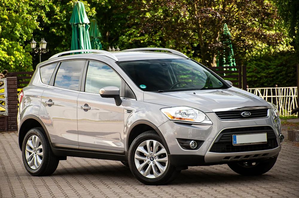 Ford Kuga I (2008-2012) 2.5 4x4 Titanium 2010