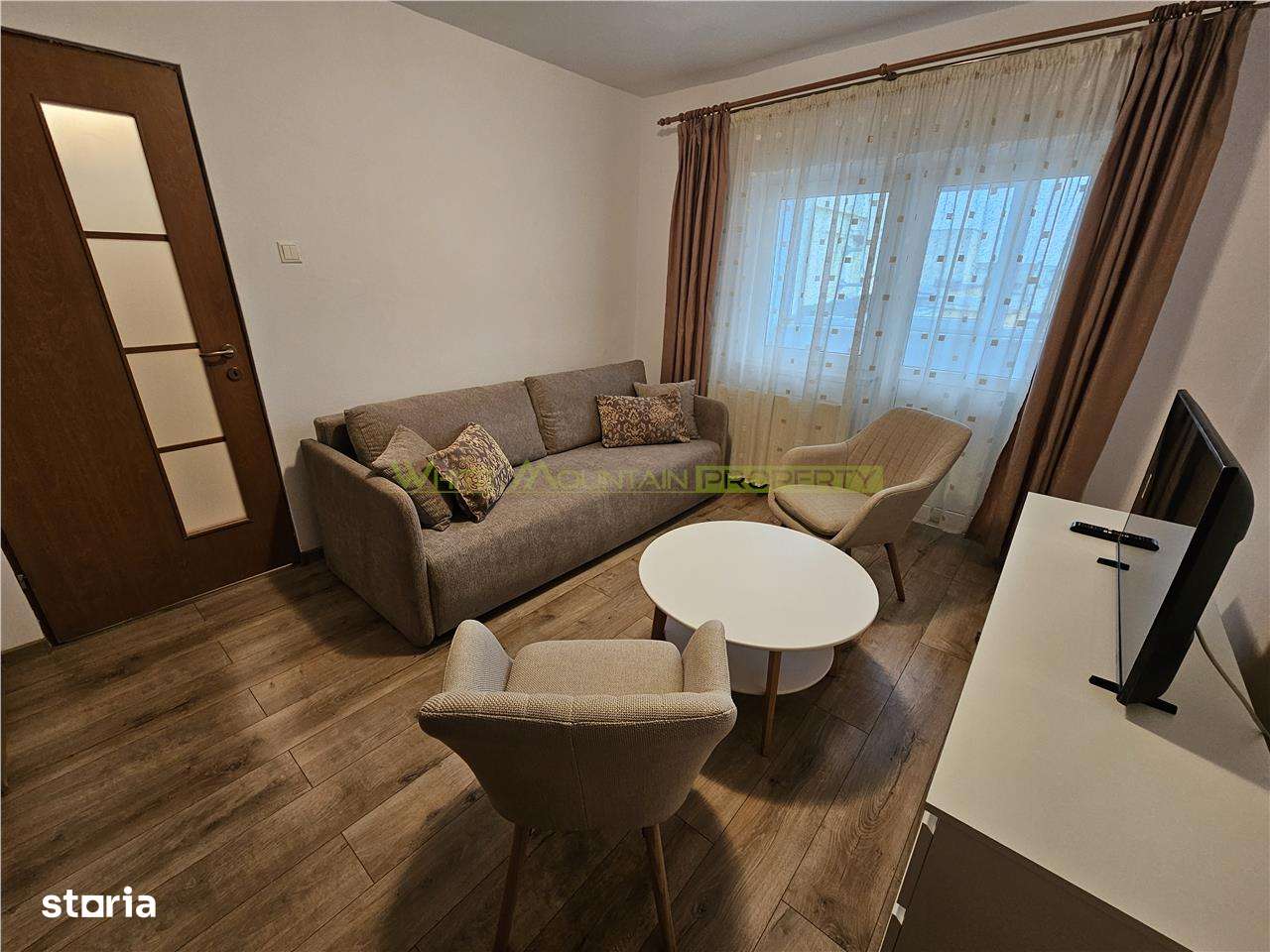 Garsoniera spatioasa de inchiriat in Racadau - Imagine principală: 4/20