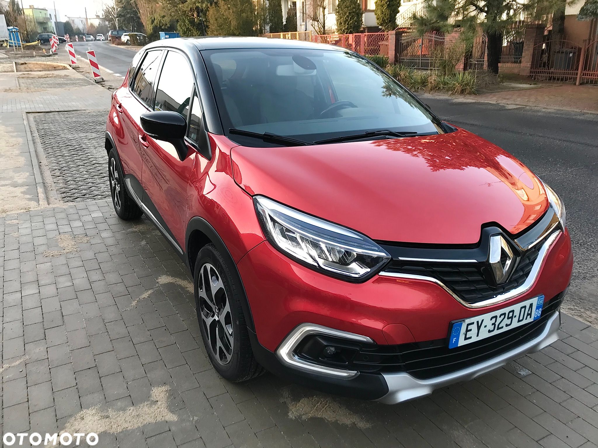 Renault Captur - 1