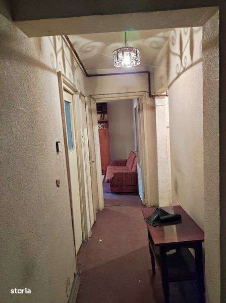 Vanzare 2 camere central Buftea - Imagine principală: 4/5