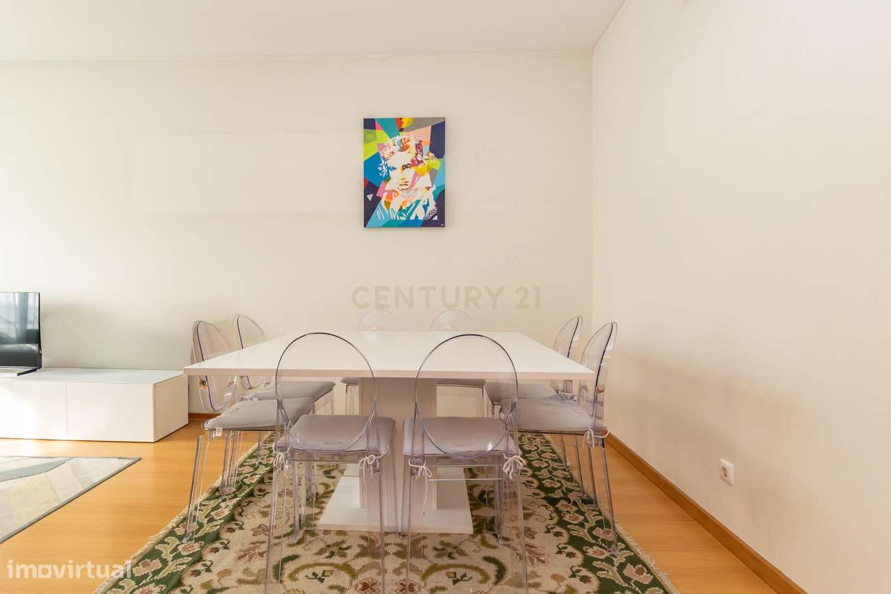 Apartamento T2 na  Quinta do Bom Retiro, Sobreda-11