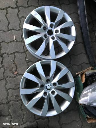 FELGA SKODA OKTAVIA SUPERB 7Jx17 ET 49 5E0601025E - 4