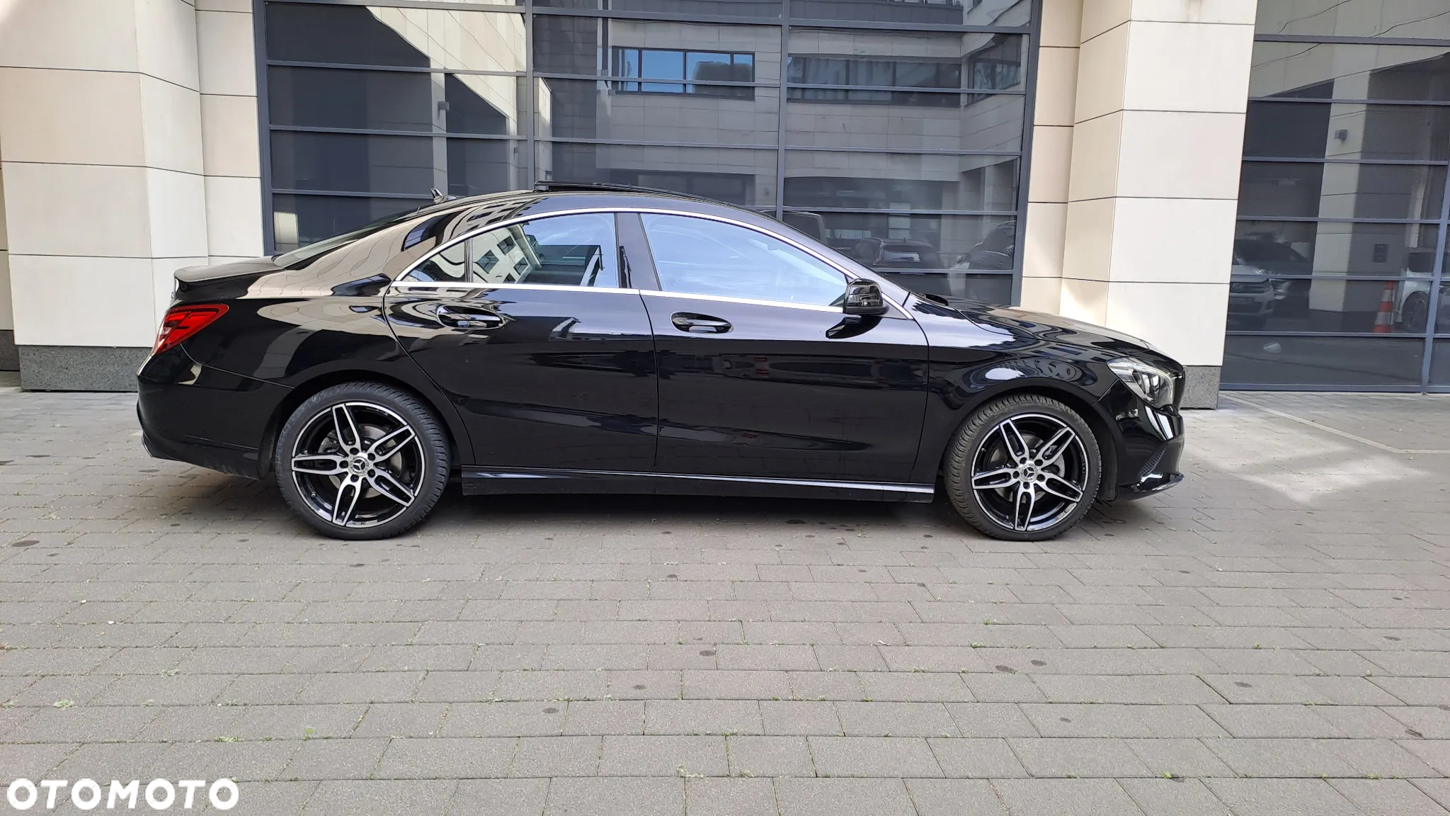 Mercedes-Benz CLA 220 4-Matic - 15