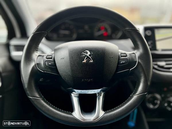 Peugeot 208 1.5 BlueHDi Signature - 19