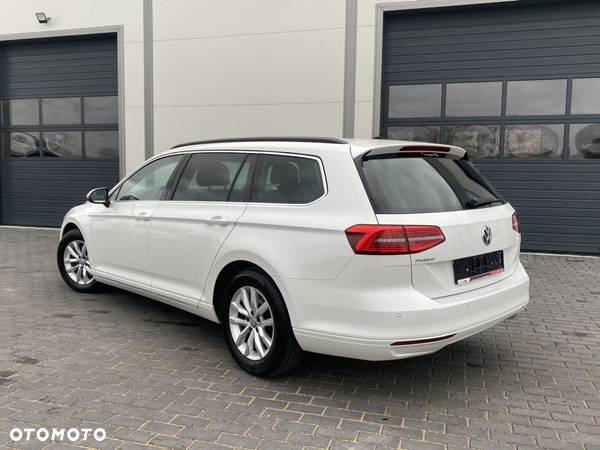 Volkswagen Passat Variant 2.0 TDI (BlueMotion Technology) Comfortline - 4