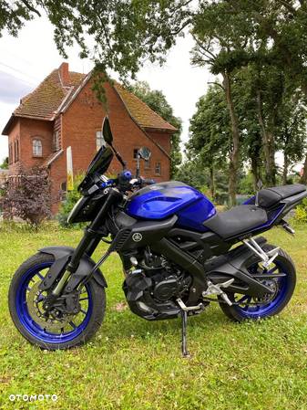 Yamaha MT - 4