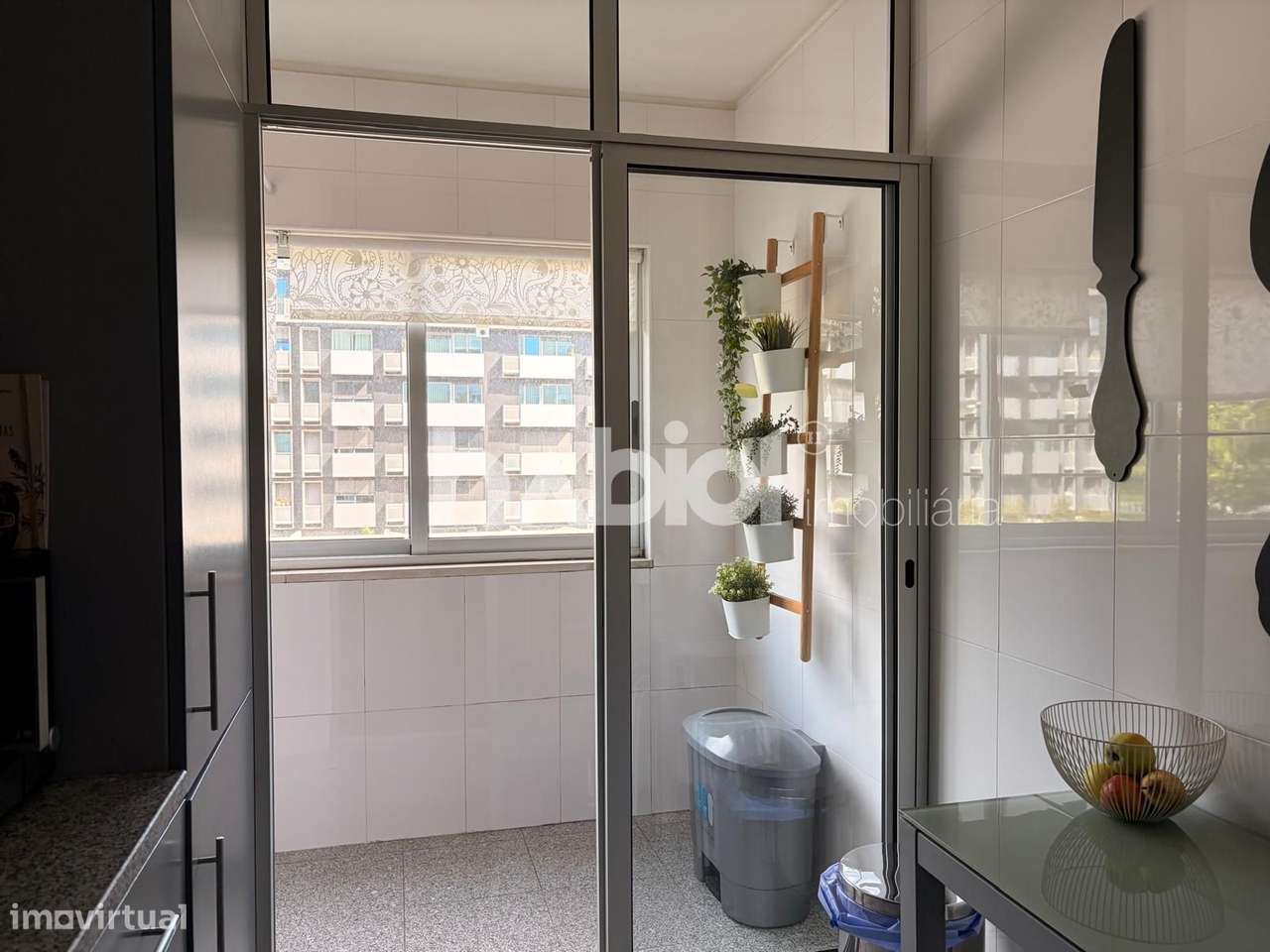 Apartamento T1+1 com lugar garagem em Padrão da Légua-5