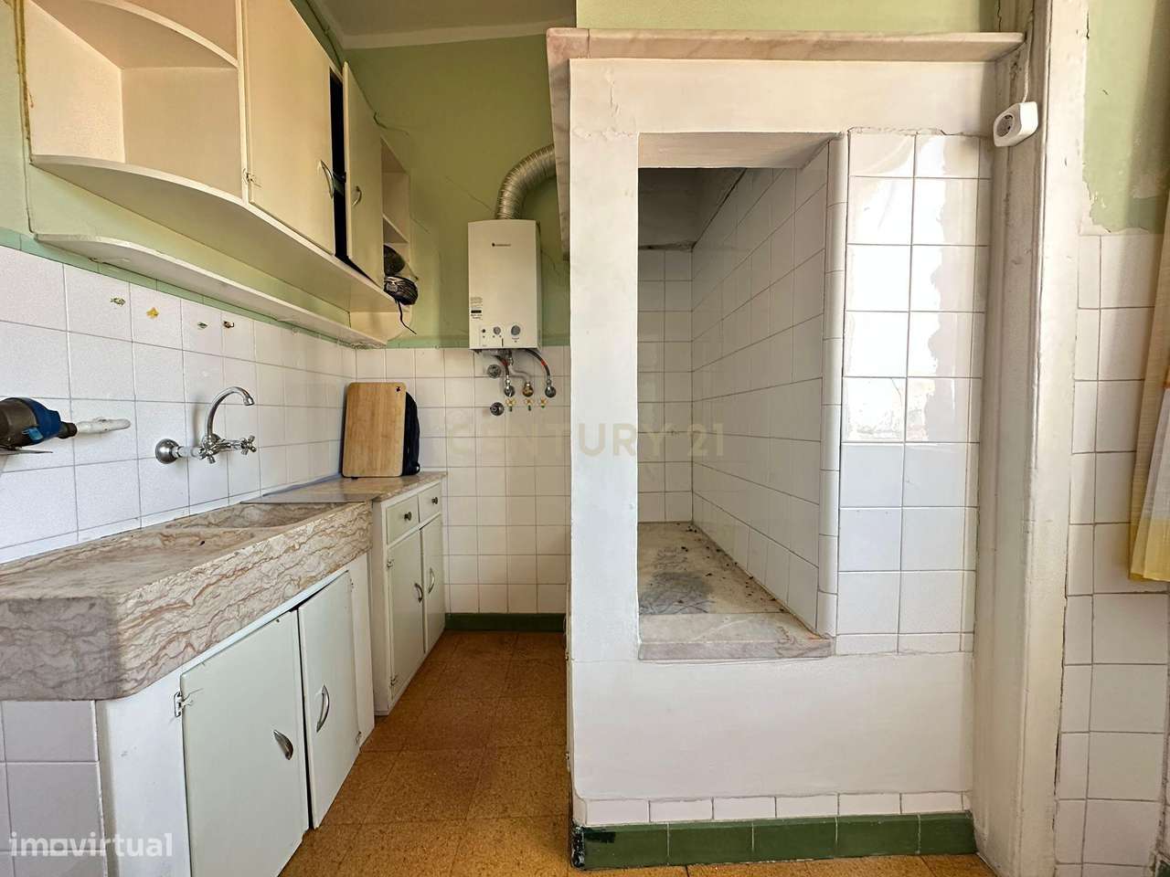 Apartamento T2 para remodelar em Santa Maria Maior, Lisboa - Oportunid - Grande imagem: 4/34