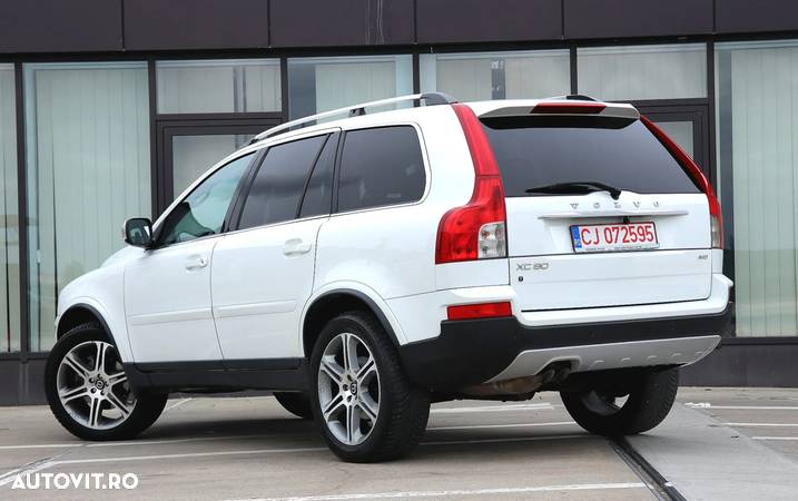 Volvo XC 90 D5 AWD Geartonic Summum - 4