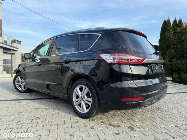 Ford S-Max 2.0 TDCi Titanium PowerShift - 9