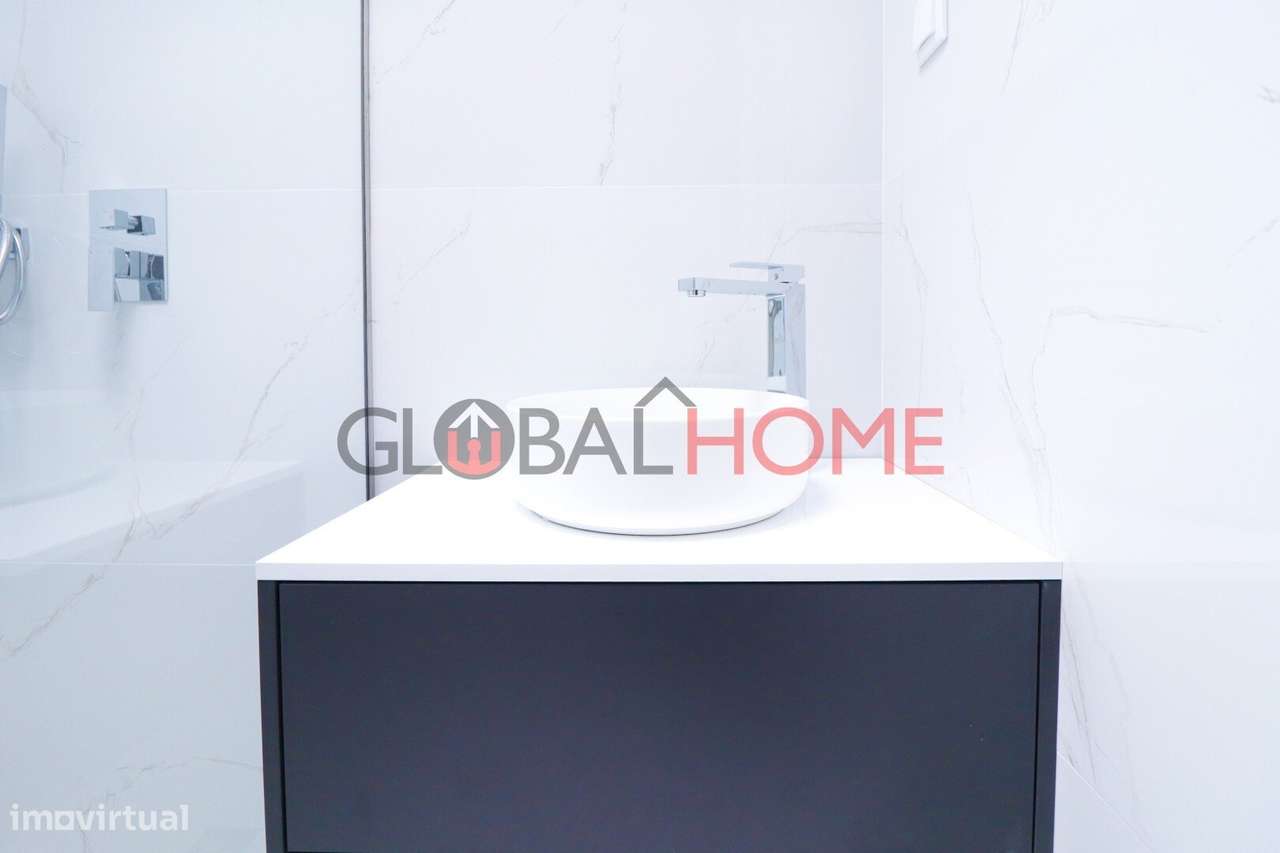 Moradia T3 Nova com Terraço e Piscina em São Pedro da Cova-58