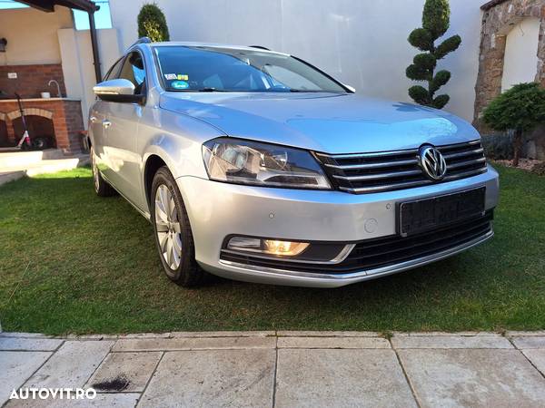 Volkswagen Passat Variant 2.0 TDI BlueMotion Technology Comfortline - 4