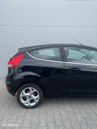 Ford Fiesta 1.4 TDCi Titanium - 15