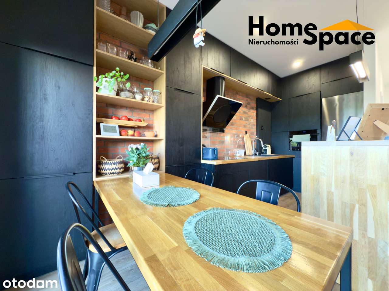 Przestronny dom w cichej okolicy! - Pełny obrazek: 2/17