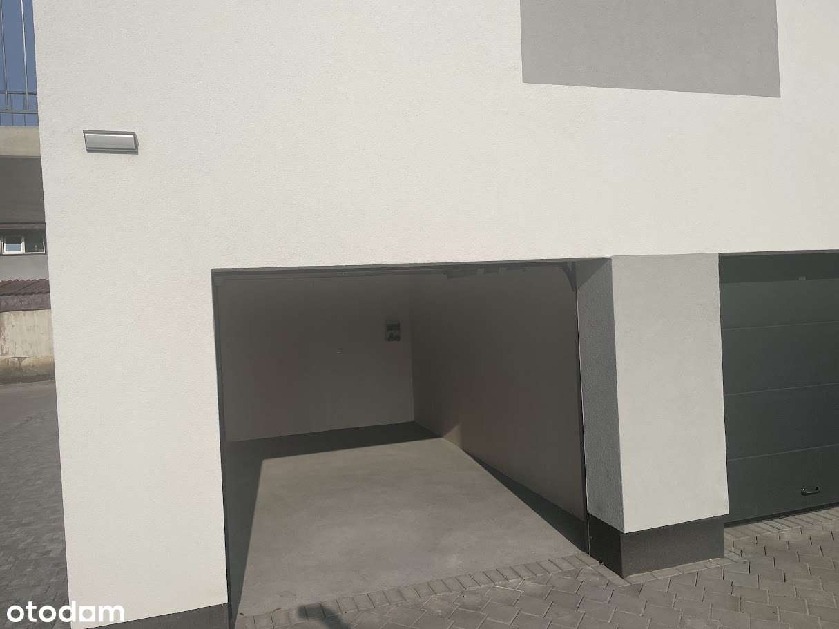 Gotowy garaż w parterze budynku wielorodzinnego - Pełny obrazek: 4/10