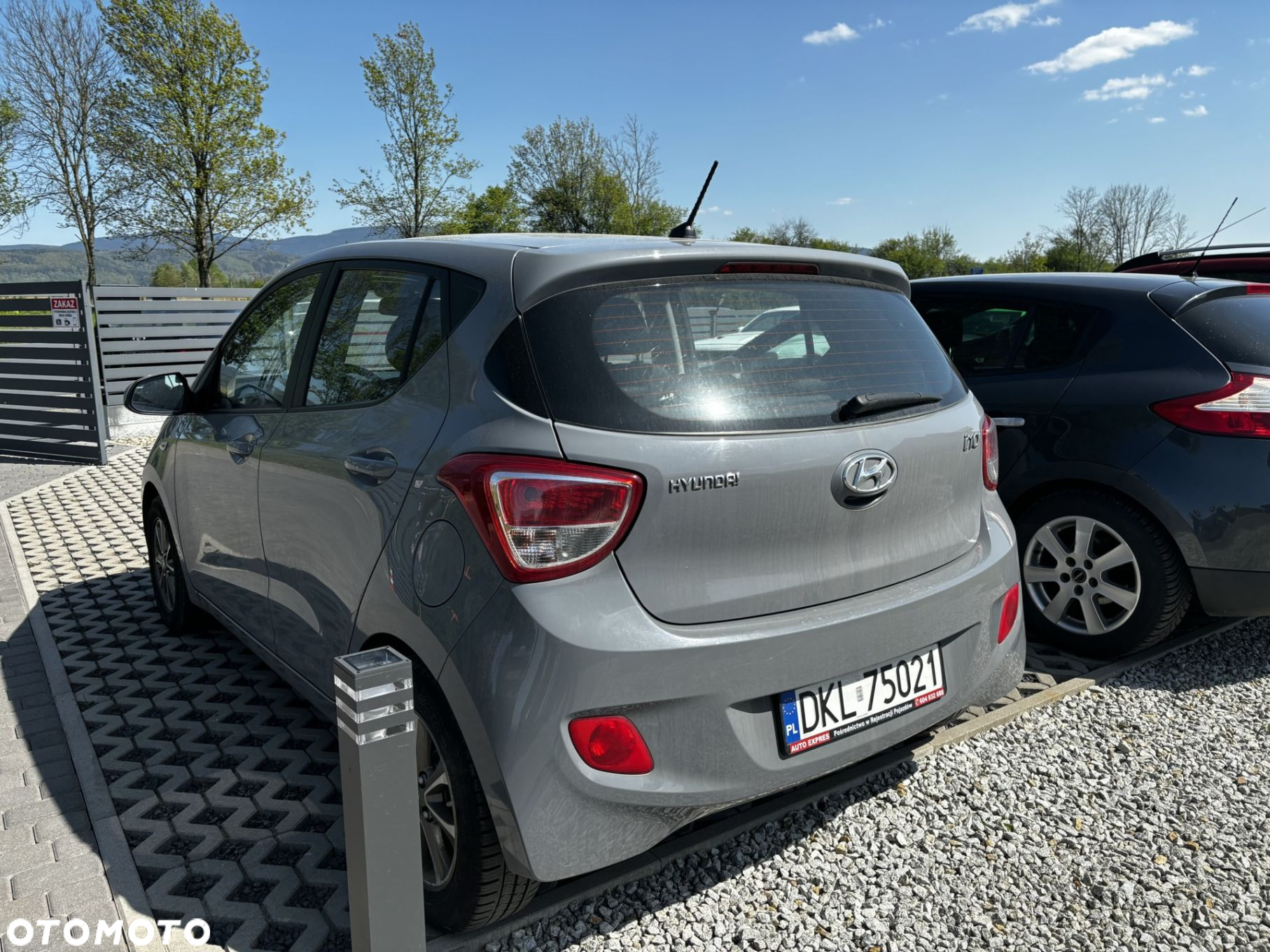 Hyundai i10 - 12