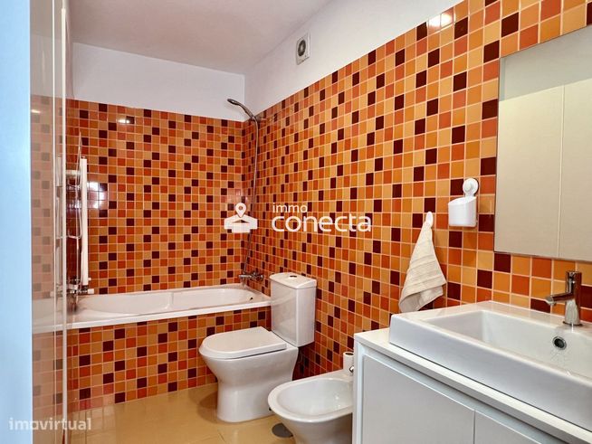 Apartamento T3 com excelente localização, Fraião - Braga-24