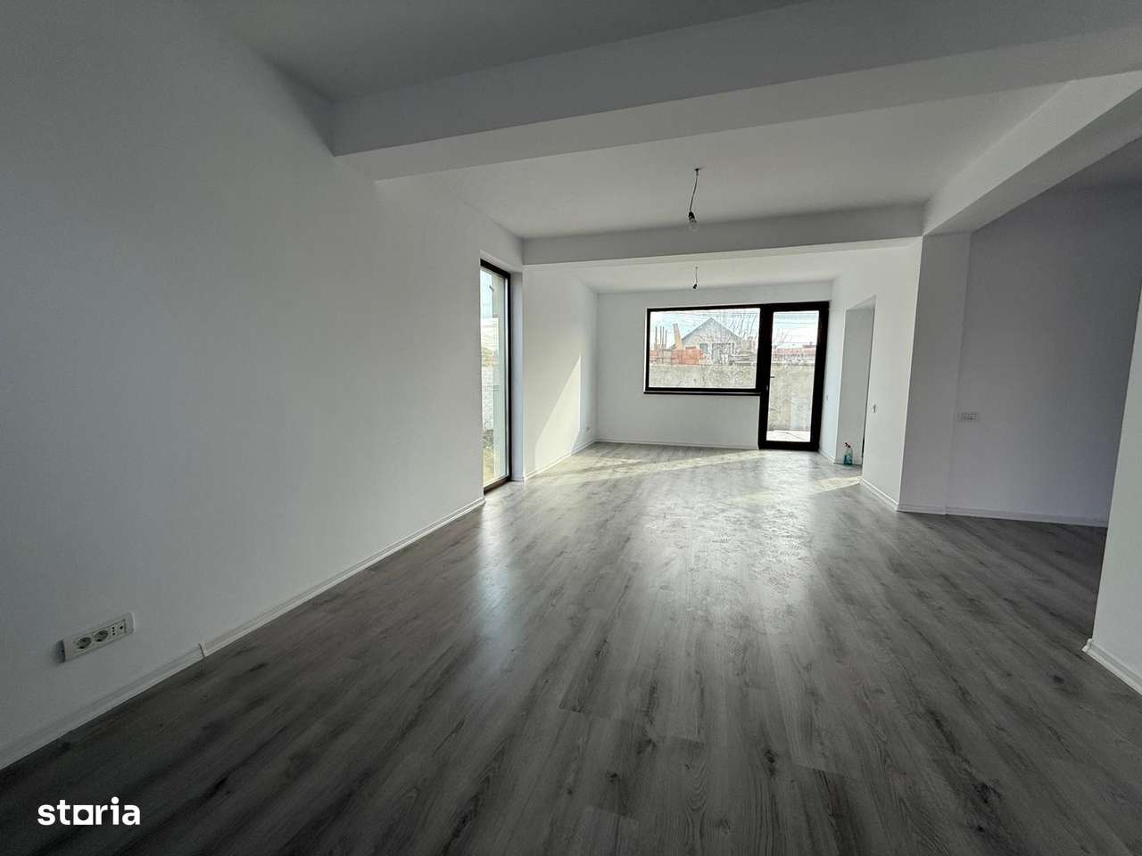 Vila individuala || 4 camere 2 bai || pod || incalzire pardoseala || - Imagine principală: 5/11