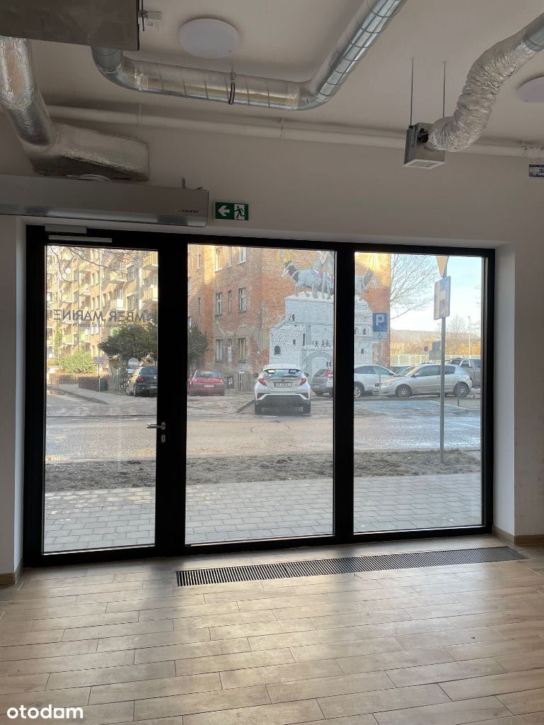 Biuro centrum Gdyni 47,24 m2 AWANPORT po remoncie