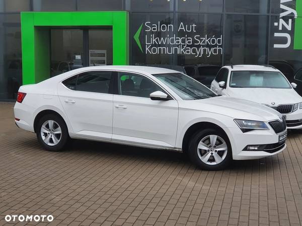 Skoda Superb 2.0 TDI Ambition - 5