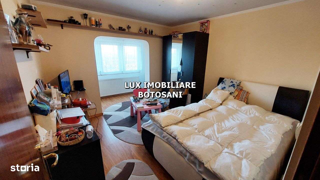 Apartament 3 camere, Donici - Imagine principală: 2/7