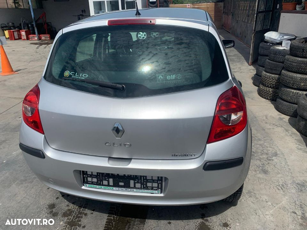 Dezmembram Renault Clio 3 1,5dci euro 3 - 5