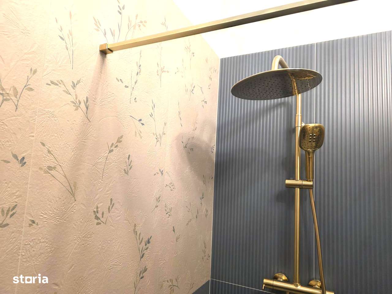 VINDEM APARTAMENT, O PROPRIETATE DEOSEBITĂ, ÎN INIMA ORADIEI-10