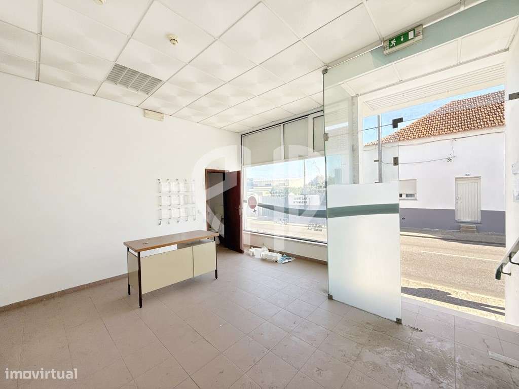 Loja P/Venda // Almeirim 33m2-2