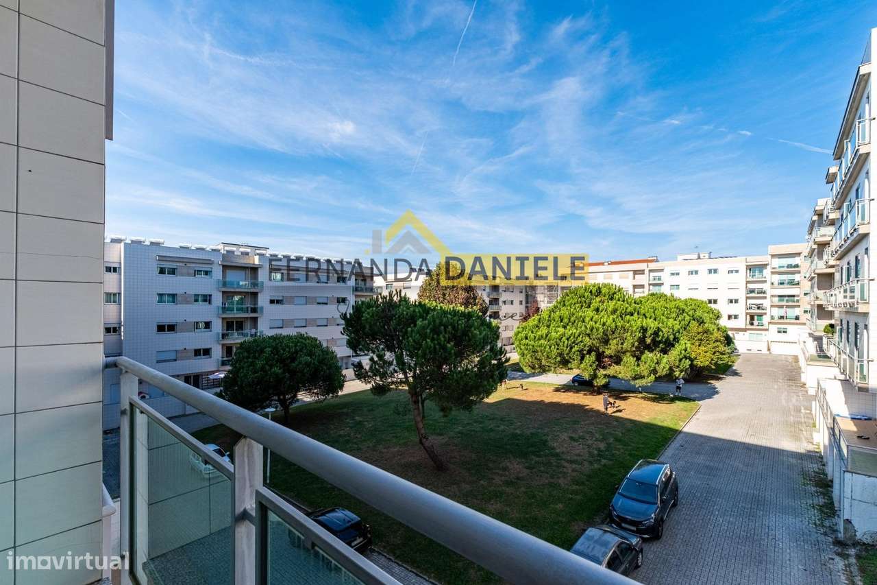 EXCELENTE APARTAMENTO T3 PASSIONISTAS - FEIRA!-23