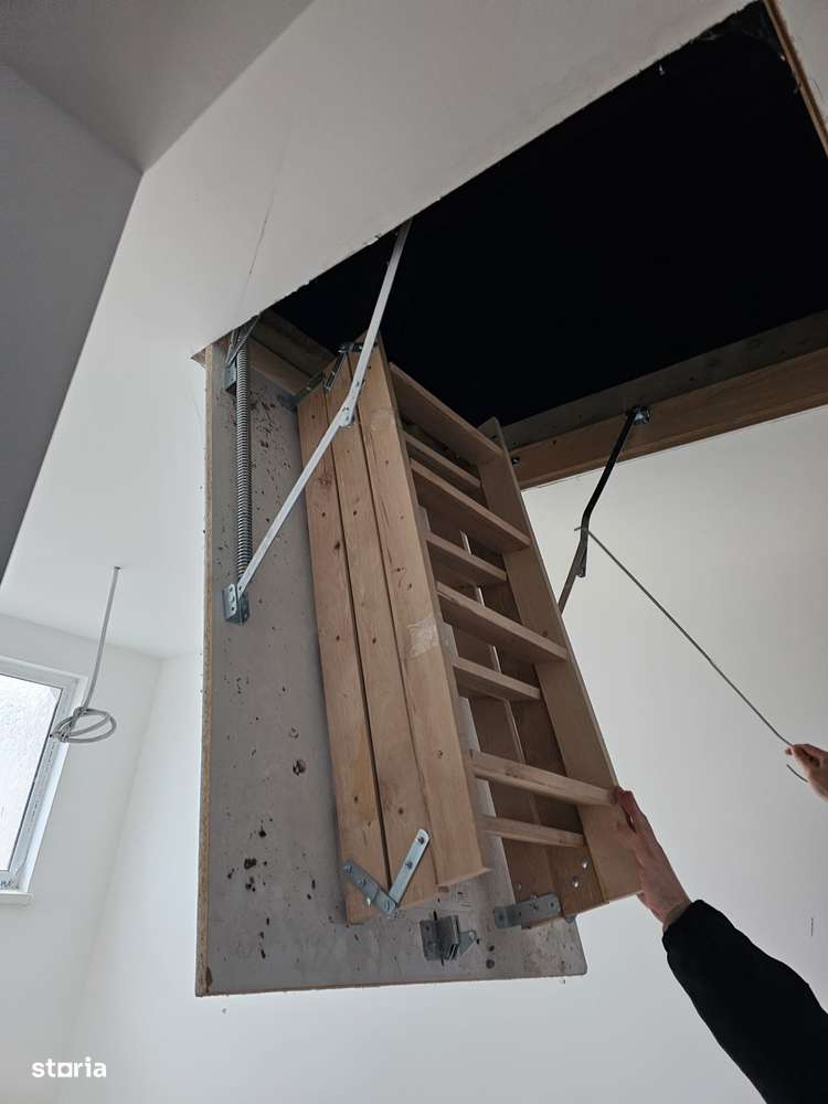 CASA 5 CAMERE - LUMINA-12