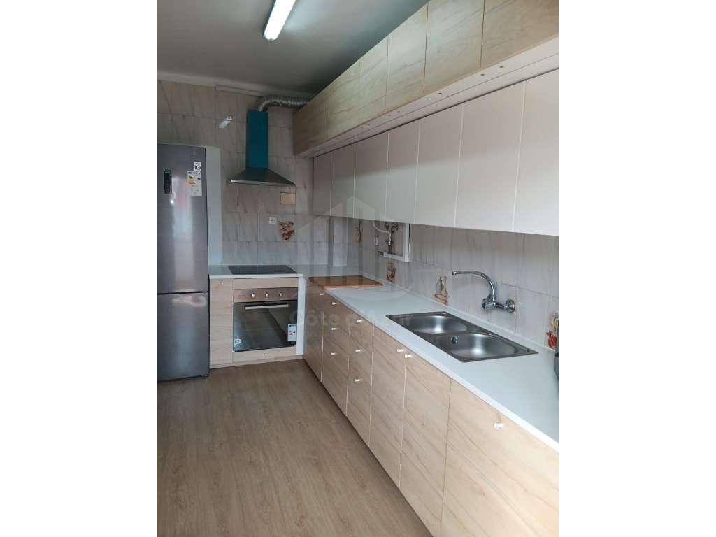 Apartamento T4 (convertido em T3)- Localizado no Feijó - Almada - Grande imagem: 5/19